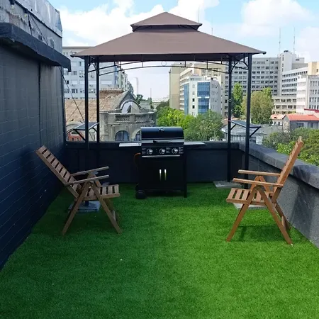 Urban Eden - Rooftop Terrace Bukarest