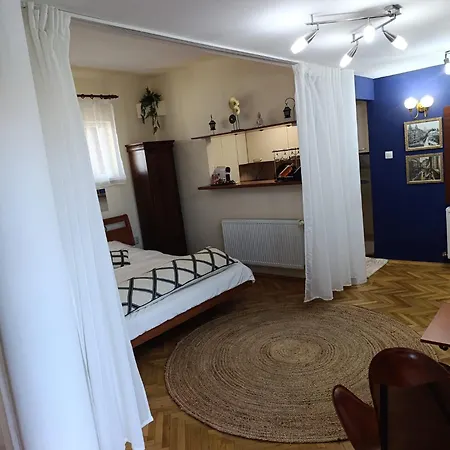 Apartment Urban Eden - Rooftop Terrace Bukarest